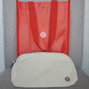 nwt Lululemon Everywhere Belt Bag in White Opal + Shopping Bag